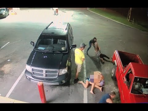 Gas station random attack on 4 people, including 11-year-old girl