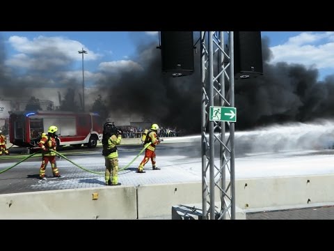 [Interschutz 2015] PKW-Brand Vorführung One Seven Gimaex