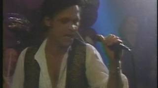 John Mellencamp - &quot;Get a Leg Up&quot; - New Years Eve 1991