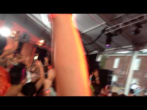 Norman Doray @ Governor's Island: Porter Robinson- Language