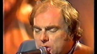 VAN MORRISON performs NORTHERN MUSE (SOLID GROUND) on the Mary O'Hara Show 1984