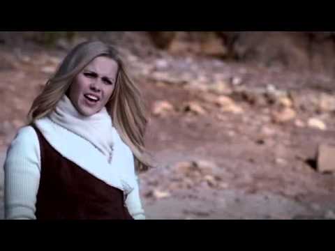 The Vampire Diaries 4x13 Elena tried to kill Rebekah