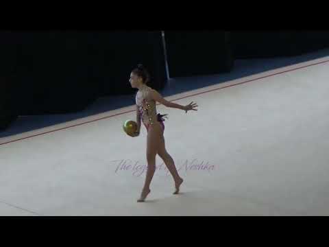 Hanna NAJID GOBIN ballon - 2022 Revue d'effectifs à Thiais (novembre)