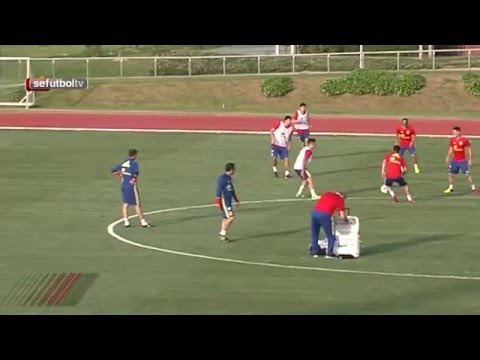 GOLAZO del internacional Pedro que llega con la puntería afinada