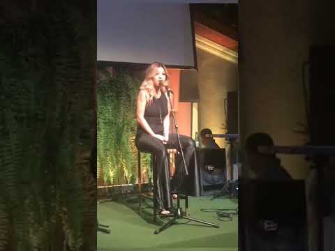 Júlia Gomes - Shallow (Lady Gaga)