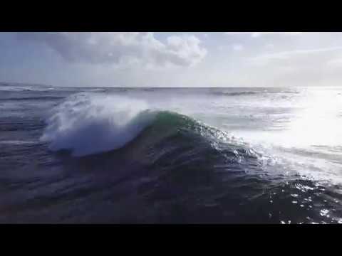 Drone footage of swells at Lincoln City