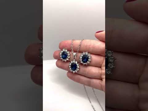 Подарок девушке набор "Сапфировый овал" серьги и кулон с цирконами в серебристой оправе в бархатной коробочке - фото 2 - id-p2465914197