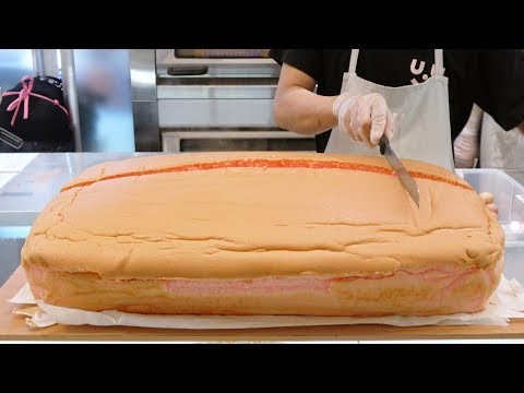 Jiggly Pillow Cake Cutting Video