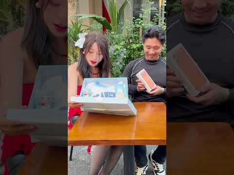 A surprise gift | Oppa Huy