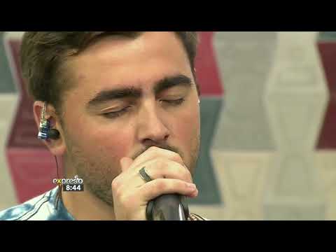 Music: Liam Burger Performs 'Sound Of Silence' ft. DJ Cosher