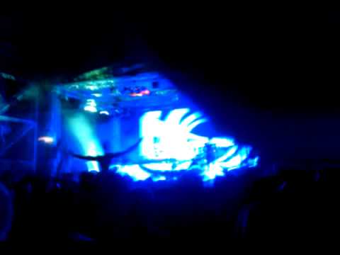 Armin van Buuren feat Justine Suissa vs John O’Callaghan & Giuseppe Ottaviani