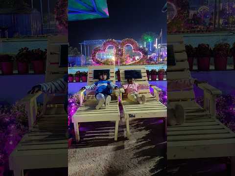 Shreyashi & nirvi#flower park#lights& flowers 🌼