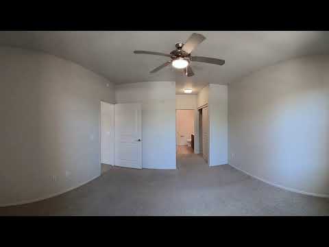 B2 Virtual Tour 1077 sq. ft.