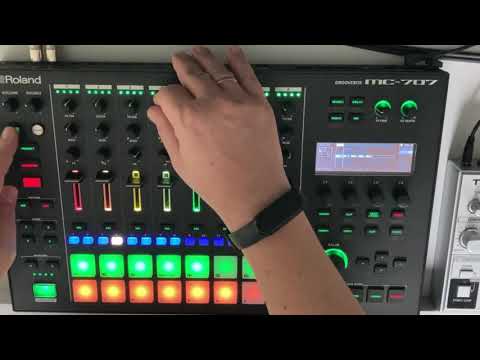 Roland MC-707 soundscapes V by Vanderson