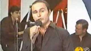 Como Me Duele la Piel Lyrics English Translation