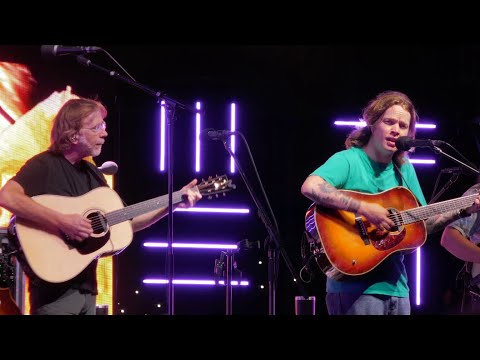 Billy Strings with special guest Trey Anastasio [Phish] - 6/29/22 - Pier 17 Rooftop NYC - 4K