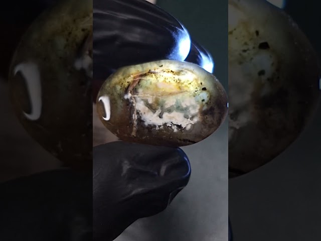 حجر عقيق بافوري مصور طبيعي مفحوص و موثق بشهادة مخت...