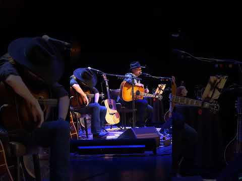 I had to put Paul Brandt and I’s version of "Easy On The Eyes" on my duets album. #taketwo