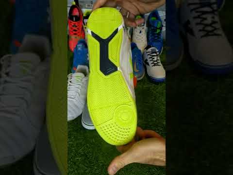 Минусы футзалок Munich и Joma