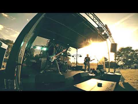 Facebook Avenue - HP - Olive Stoner [Live from ZelíFest]