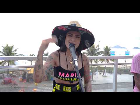 MC MARCELLY - FAVELADO NO TOPO