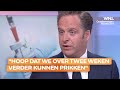 Hugo de Jonge over AstraZeneca: 'Nog steeds hoopvol over vaccinatiestrategie'
