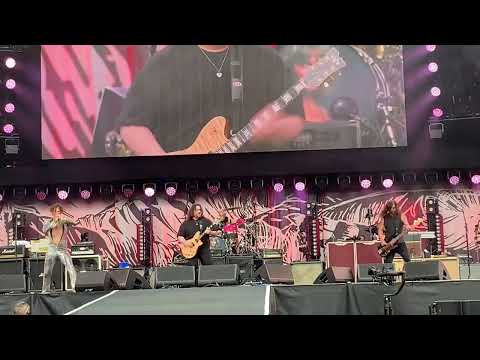 Taylor Hawkins Tribute Concert - Wolfgang Van Halen - On Fire - 03/09/2022