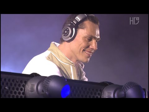 Mads Arp﻿ feat. Julie Harrington - Slow it Down (Mathilda Mix), 4K 2160p HDTV (Tiesto live, 2005)