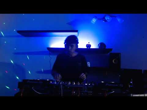 D.O.L.B.Y Digital aka Dany F - RAVE TECHNO DJ SET (Baum baila en casa)