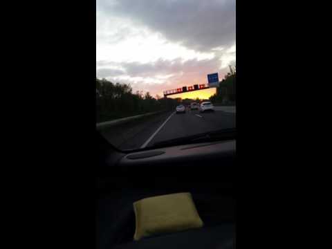 Autobahn A4 Sonnenaufgang über Köln