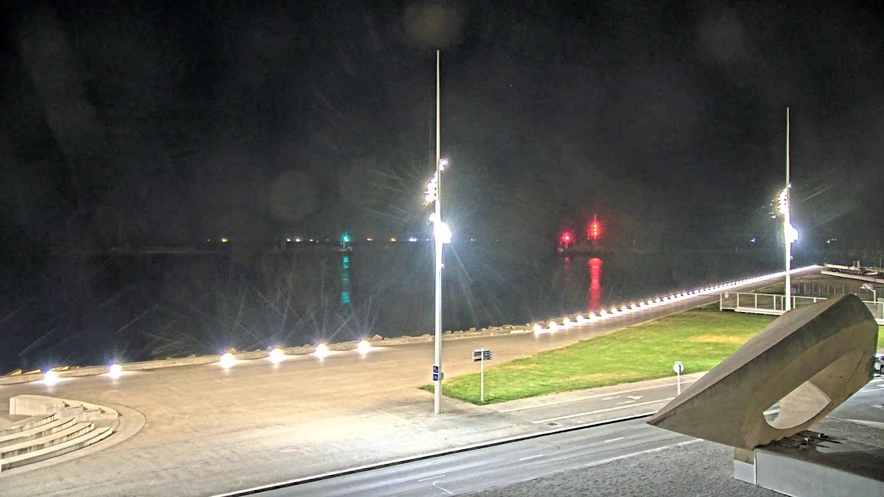 Live webcam view of Le Havre Port and MuMa Museum