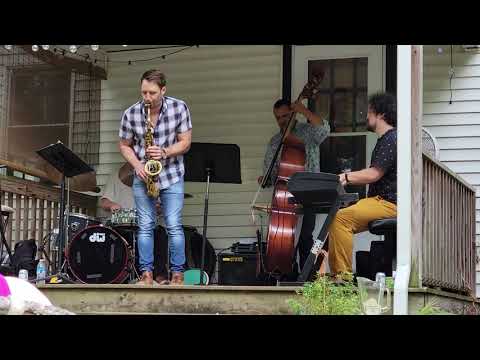 Mike Bond Quartet  -  The Nearness Of You