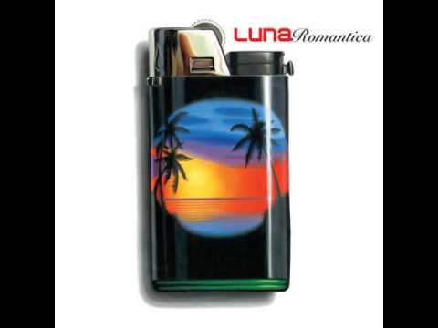 Black Champagne by Luna