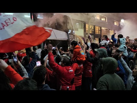 🔥Tremendo recibimiento al ROJO en ROSARIO