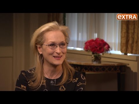 'Extra' Hangs with the Cast of 'Into the Woods'