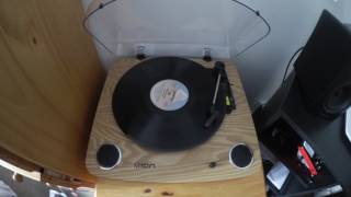 Dionne Warwick - It Makes No Difference on Vinyl