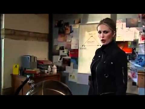 Parodia Roberta Bruzzone 1x00 Donne Mortali (Virginia Raffaele)