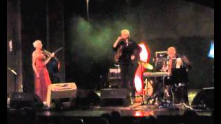 Darko Rundek - Ay, Carmela.