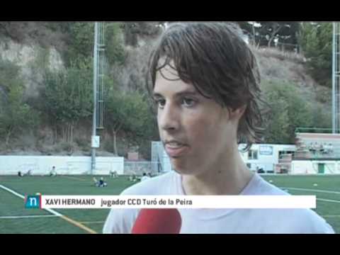 El camp de futbol del Turó de la Peira ja té gespa artificial (BTV 19/09/2011)