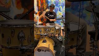 Download lagu Nyobain Kyre Drums 3.0 mp3