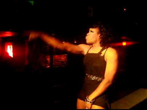 Nia Simone at Alans performing Whitney Houston