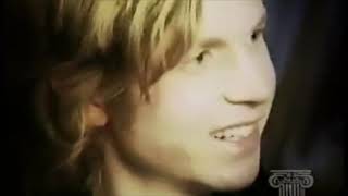 Beck on Loser, art and influences (1999)