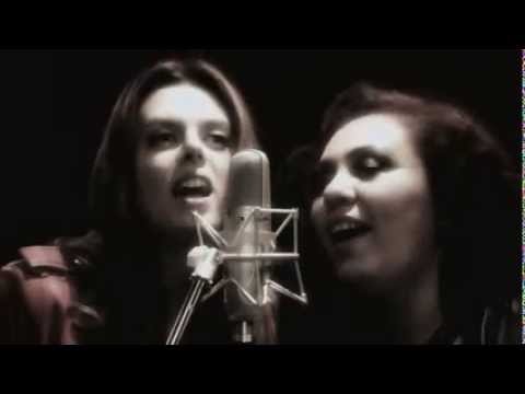 Stéphanie Sandoz    De Paris à Alger  Feat Samira Brahmia   Clip officiel HD   YouTube