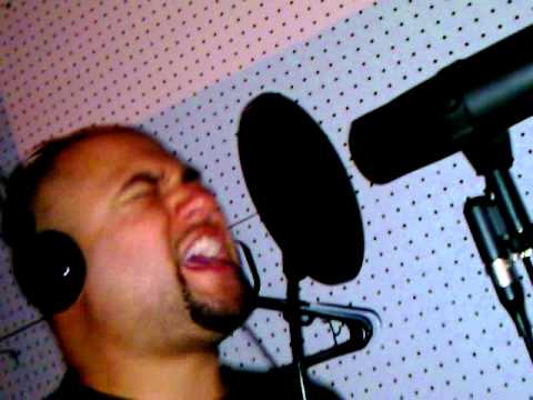 DAPPER DON SPITTING FIRE ON THE MIC.