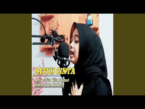 JATUH CINTA