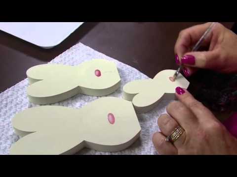 Mulher.com - 18/03/2016 - Trio coelhos em mdf - Cleo Squarizi