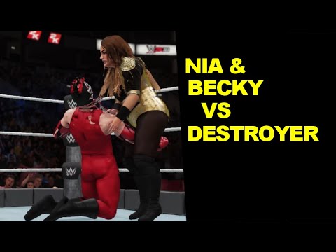 WWE 2K18 Nia Jax & Becky Lynch vs The Destroyer - 2 on 1