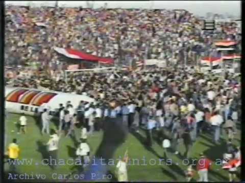 "Chacarita Campeon del Apertura de la B Metropolitana 1993" Barra: La Famosa Banda de San Martin • Club: Chacarita Juniors