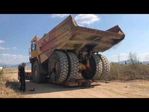 Transporting The Hitachi Euclid Dumper With MAN TGX 680 - Fasoulas Heavy Transports