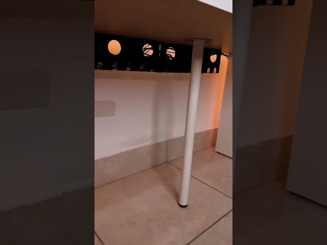 Vídeo relacionado con Clips Organizador de Cables de Silicona, Portacables de Silicona, Portacables Autoadhesivo con Forma de Animal, para Escritorio, Mesita de Noche, Cable de Carga, USB, Audio (Oso)